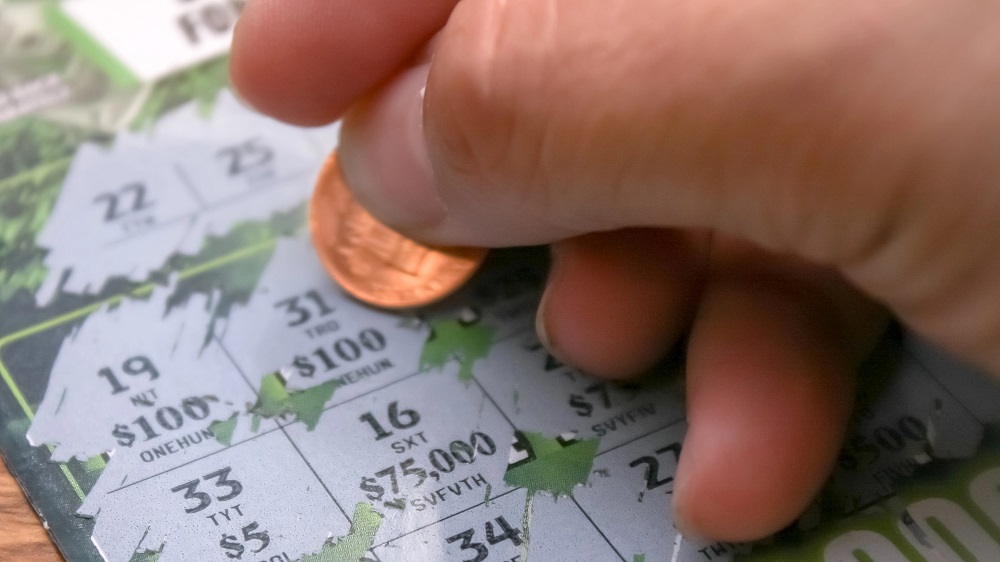 Len za 3 eurá môžete získať 10 000 €. Žreb OVOCNÁ PÁRTY je novým hitom medzi hráčmi